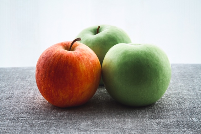 LA POTENCIA DEL PENSAMIENTO EN 3D … O CUÉNTAMELO CON MANZANAS